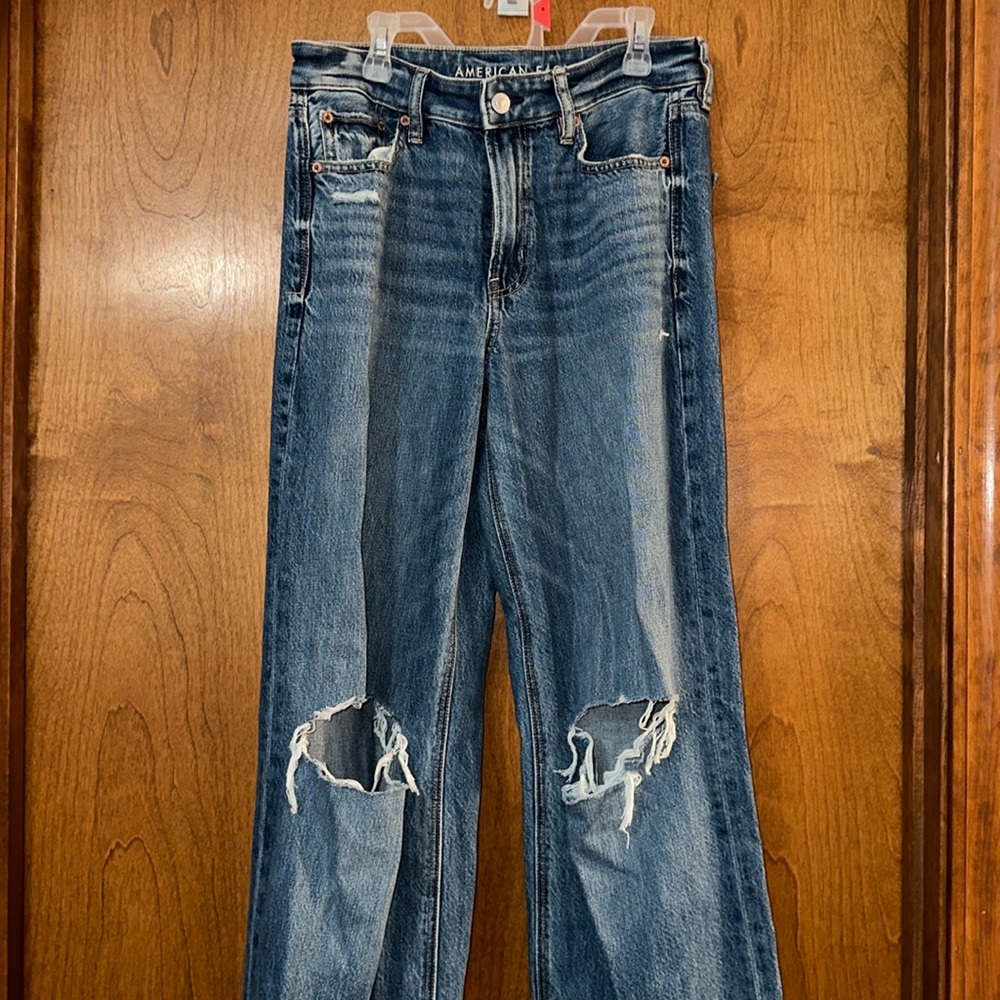 American Eagle Super High Rise Baggy Wise Leg Jeans